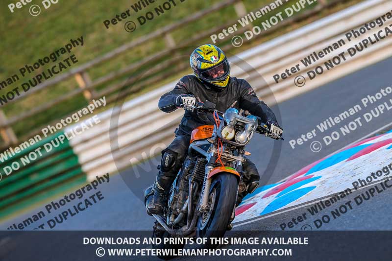 PJM Wedding Photography;enduro digital images;event digital images;eventdigitalimages;mallory park;mallory park photographs;mallory park trackday;mallory park trackday photographs;no limits trackdays;peter wileman photography;racing digital images;trackday digital images;trackday photos
